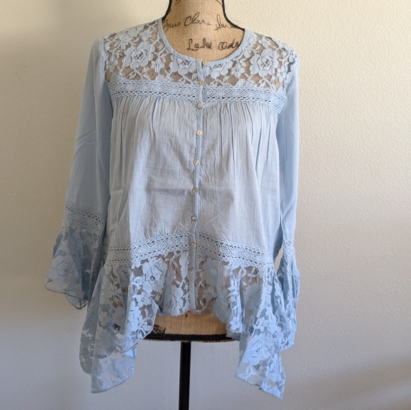 NWT Powder Blue Bell Sleeve Blouse w/Lace Trim - Picture 5 of 8